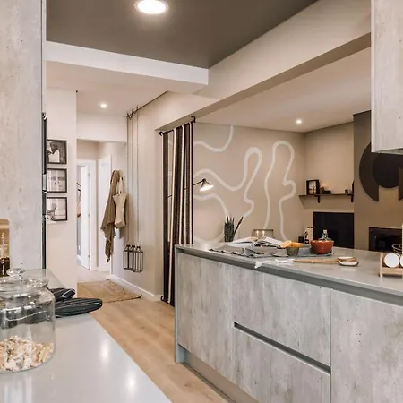 Nejam - 2 Bedrooms And Terrace In Lapa Lägenhet