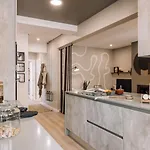 Nejam - 2 Bedrooms And Terrace In Lapa アパート